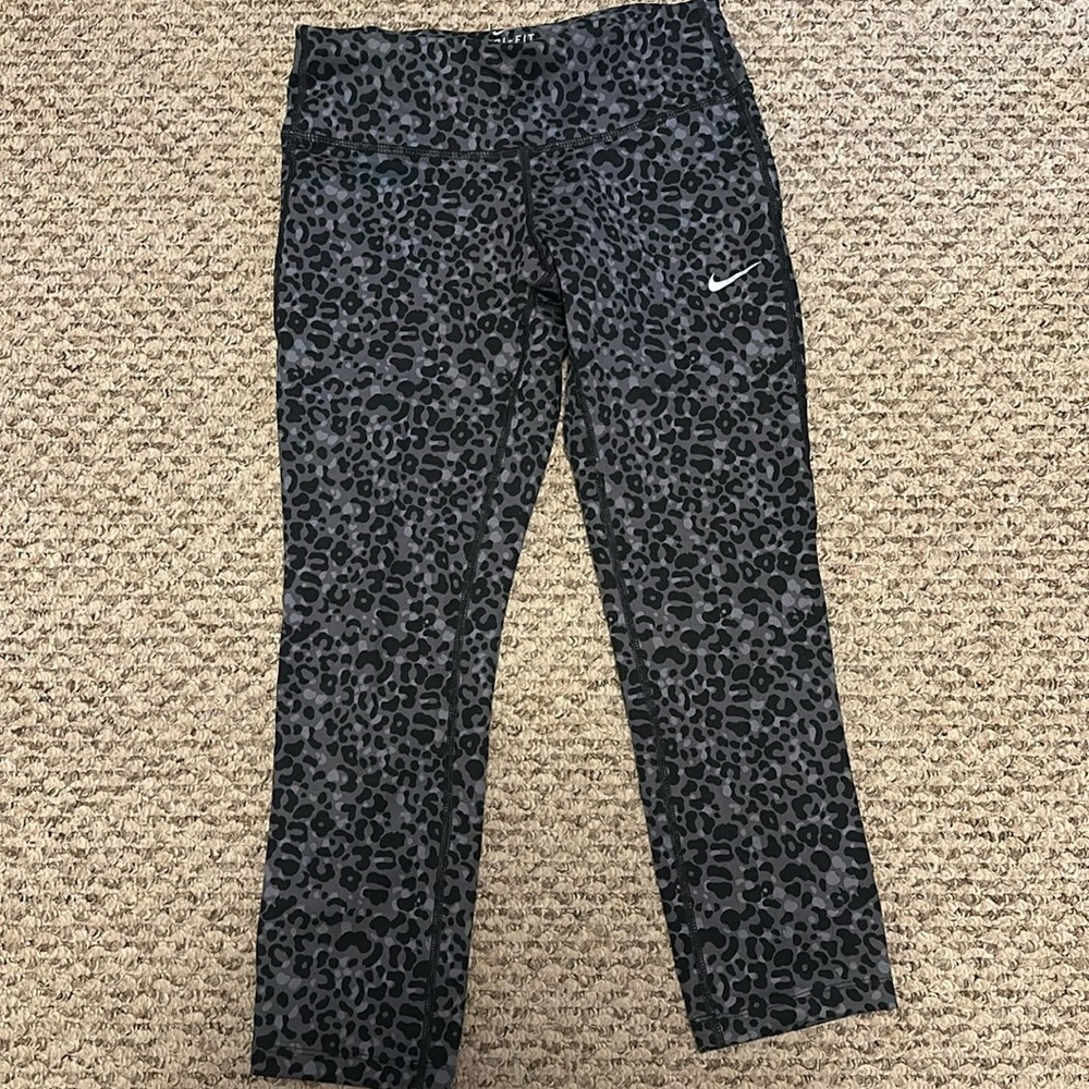 Nike dri-fit leggings